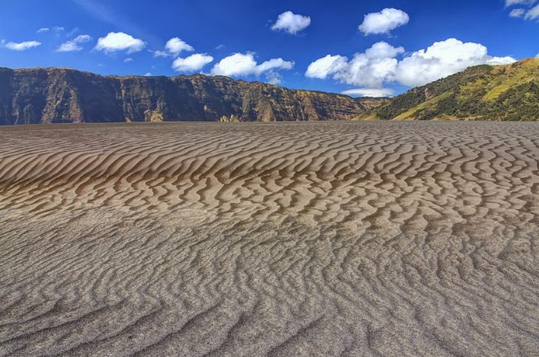pasir-berbisik-bromo-tengger-indonesia